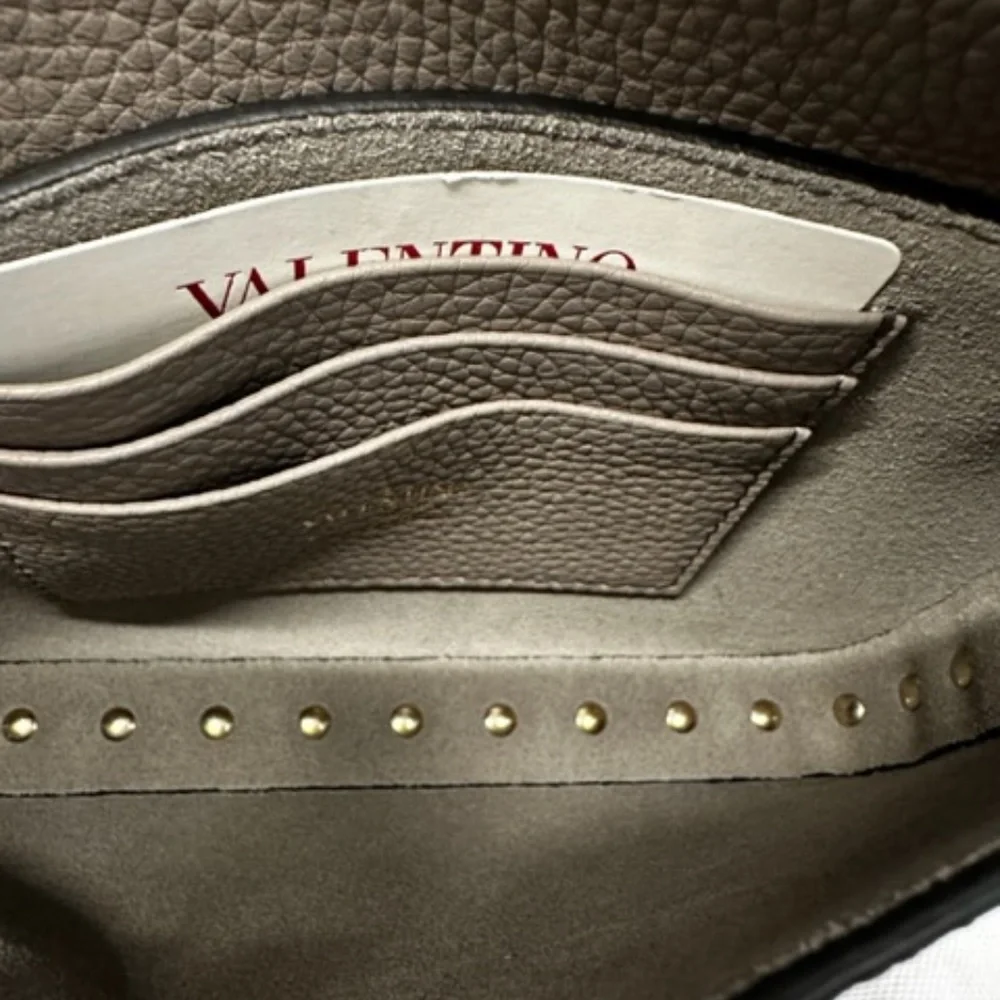 Brand new Valentino Mini Rockstud Pouch w Strap - Picture 5 of 6